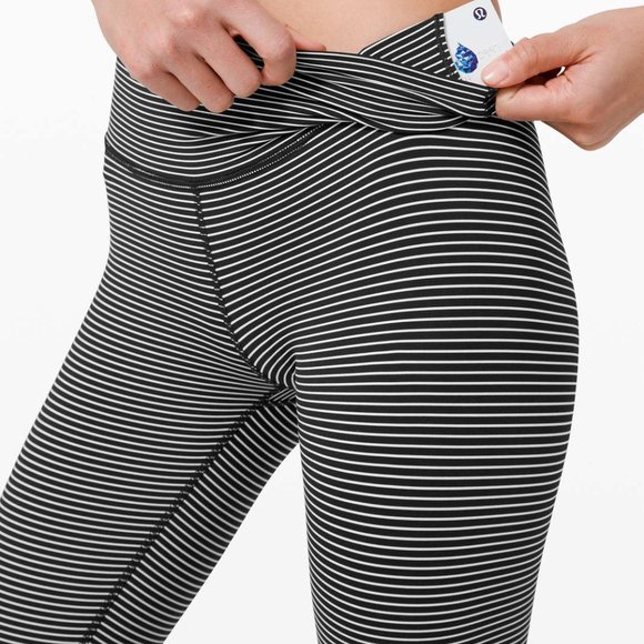 lululemon athletica Pants - Lululemon Wunder Under Navy/White Classic Striped Leggings Size: 6